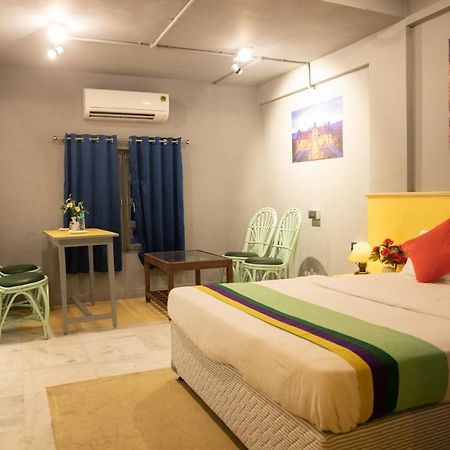 Hotel Fort28 Нагпур Экстерьер фото